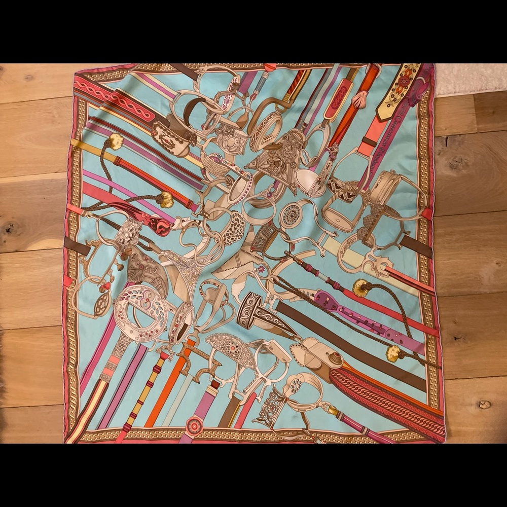 HERMÈS silk scarf